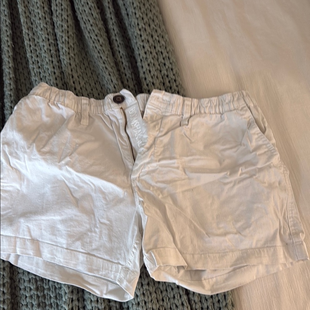 Chubbies-Mens White Shorts